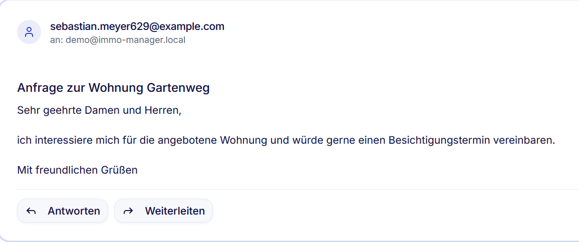 Eine Anfrage zur Wohnung Gartenweg in Immo Manager, darunter die Knöpfe Antworten und Weiterleiten